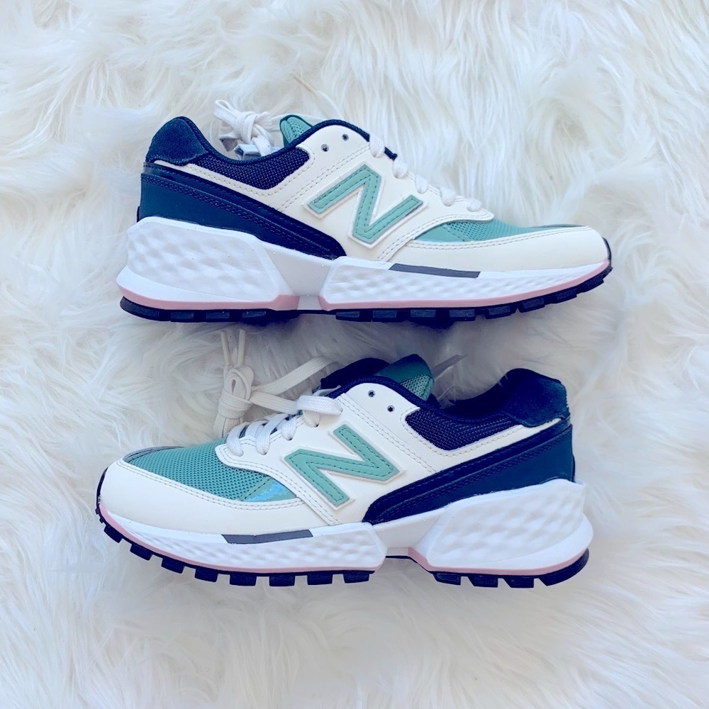 Figs New Balance 574S Size 7 - Picture 2 of 10